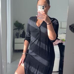 Cupio Black V-Neck Top